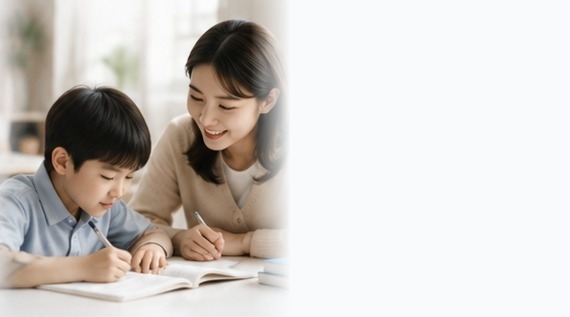 老师辅导孩子学习